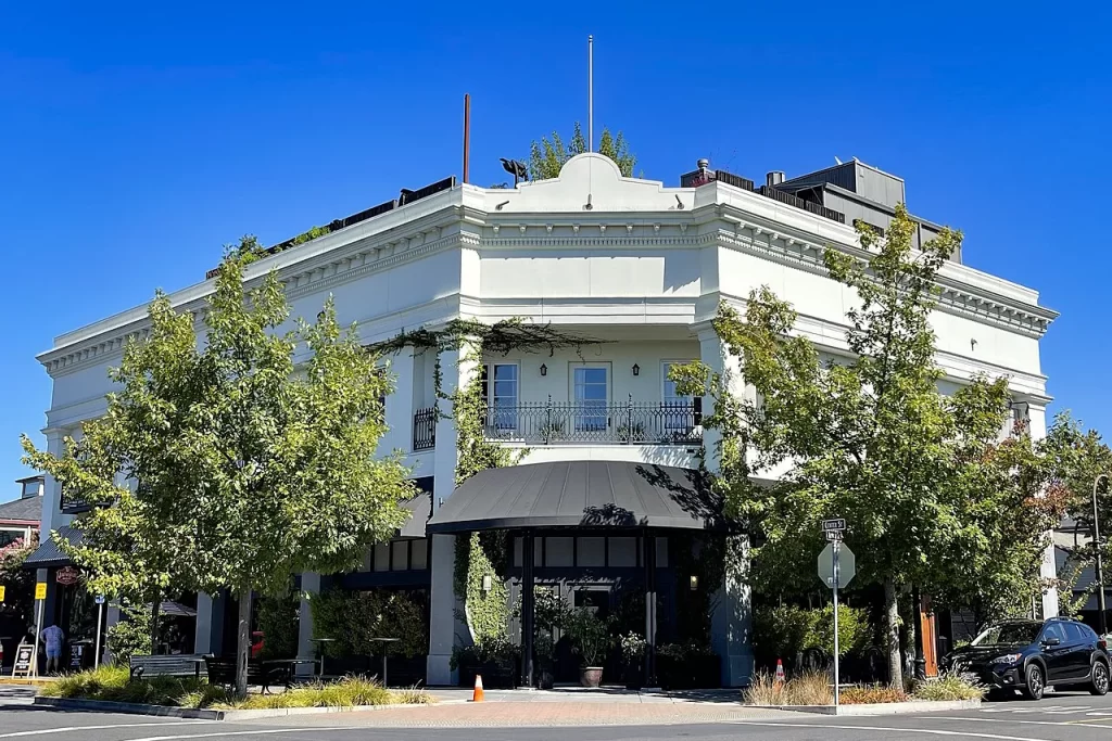 Single Thread, a three-star Michelin restaurant, sits on a street corner in Healdsburg, California.